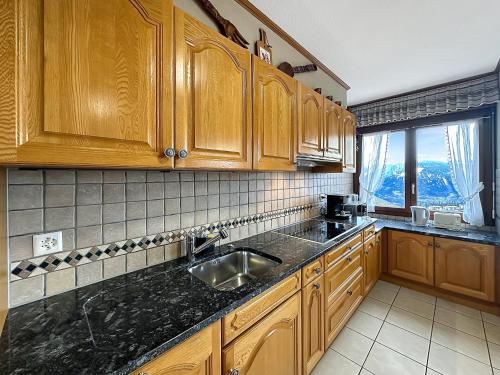 ห้องครัว, Alpine Evasion - Crans Montana - Swiss Alps in ร็องดอญ