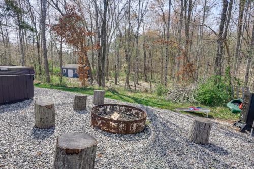 Near Lake Anna Gem with Saltwater Pool and Arcade! Near Lake Anna Gem with Saltwater Pool and Arcade!