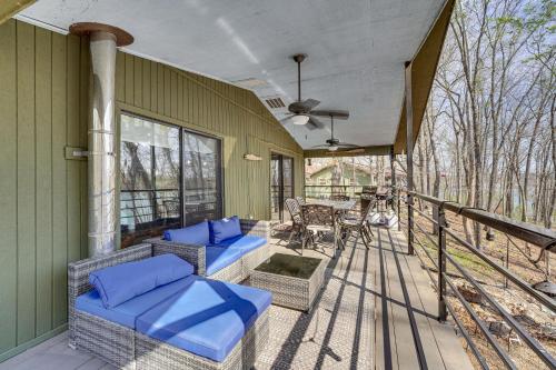 Table Rock Lake Home with Lake Access and Views in Golden, USA