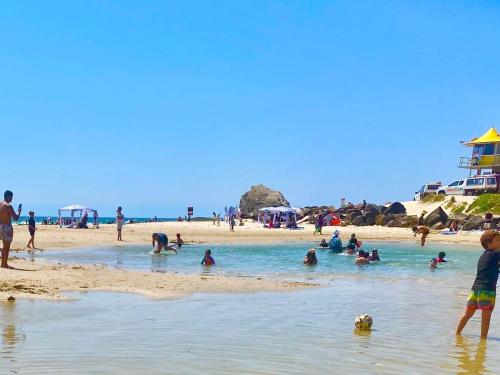 Palm Beach Retreat with Pool & BBQ