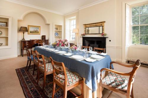 Zunanjost, East House in Cheswick
