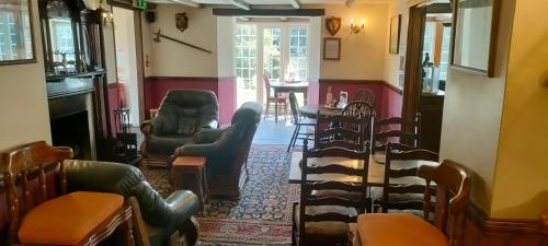 Pub/Lounge, Two Bedroom Lodge In The Country - Restaurant Bar Onsite in Liskeard