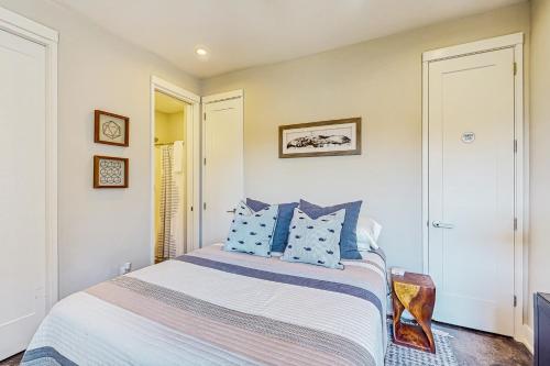 Modern Getaway Modern Getaway