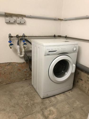 helle 1Raum Wohnung Apartment mit Balkon und Kuche in Löbtau