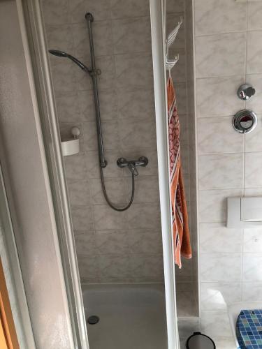 helle 1Raum Wohnung Apartment mit Balkon und Kuche in Löbtau