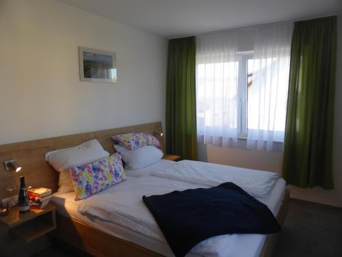 Ferienwohnung Volkacher Str.10 - image 7