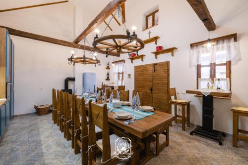 ห้องครัว, Kod Kuma Pere, Traditional Baranja Getaway in คารานัค