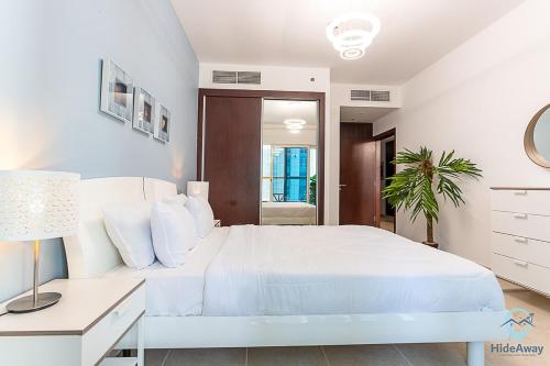 1BR Tropical Vibes Near Skydiving and Beach!, Dubaj (fotografie 9)