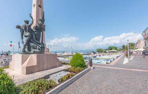2 Bedroom Beautiful Home In Cisano Di Bardolino - image 4