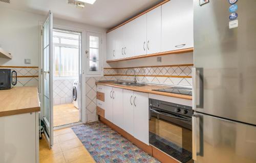 Two-Bedroom Apartment image 5