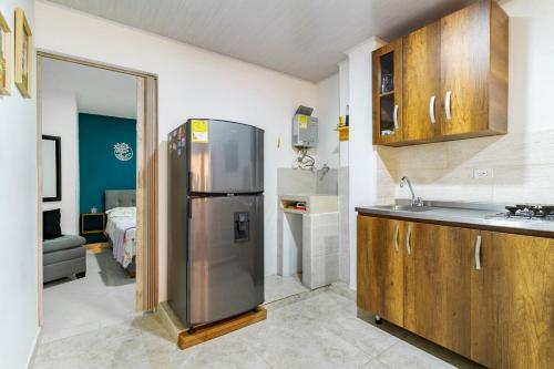 Studio apartment in La Floresta near the subway, Medellín (photo 8)