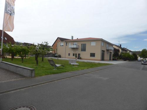 Ferienwohnung Volkacher Str.10 - image 9