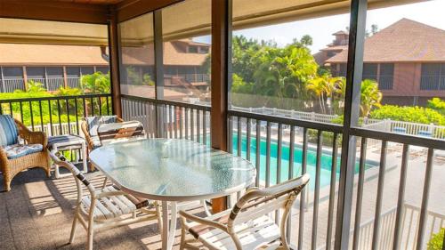 Poolside Paradise - Pet Friendly Villa on Sanibel Island - Private Beach - Signal Inn 03, Sanibel (foto 4)