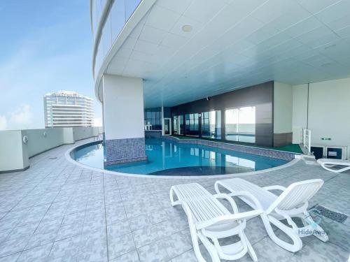 Bright Modern 1BR Heart Of JLT Skyline Views, Dubaj (fotografie 2)