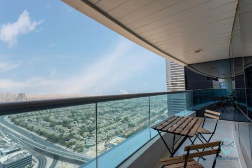 Bright Modern 1BR Heart Of JLT Skyline Views, Dubaj (fotografie 3)