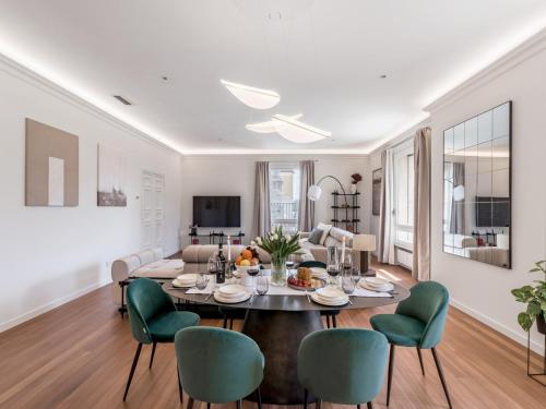 The Best Rent - Prestigious multi-bedroom apartment overlooking St. Peter’s