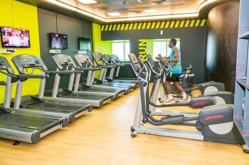 1BR Charming Modern 5Min to Beach Dubai Marina, Dubai (photo 8)