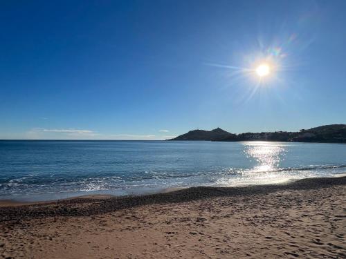 plage, Studio climatisé vue mer à proximité de la plage (Studio climatise vue mer a proximite de la plage) in Agay