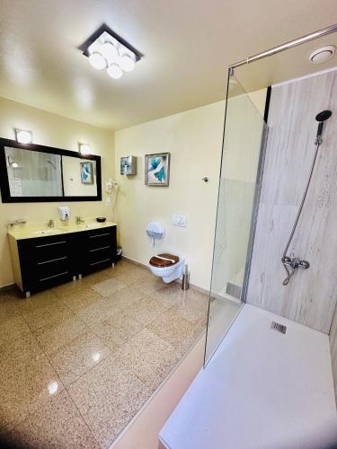 Apartment image 2
