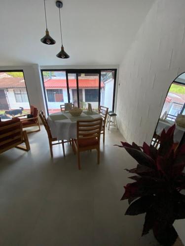 บริการและสิ่งอำนวยความสะดวก, Casa Ocaso - Relax, naturaleza y confort a 5 min de Baños (Casa Ocaso - Relax, naturaleza y confort a 5 min de Banos) in บานอส เดอ อะกัว ซานตา