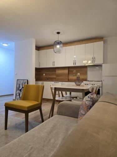 kuhinja, Nido Verde in Gjilan