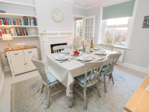 Hotellet från utsidan, Avalon in Totland