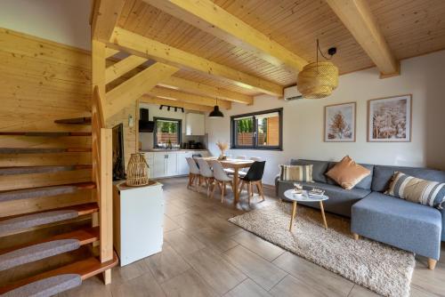 Domki Dream Home z tarasem i ogrodem, światłowód, Parking free, EV, Polanica-Zdrój