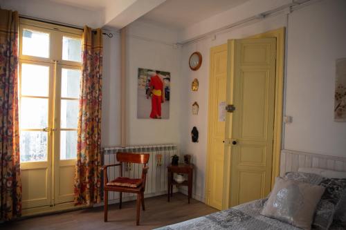 Mas de Bellegou Bed and Breakfast - image 11