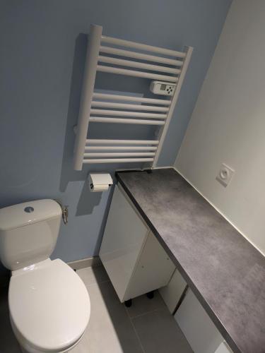 Bathroom, Studio cosy in Saint-Hilaire-Saint-Florent