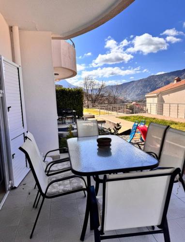 Two-Bedroom Apartment image 3