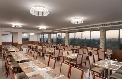 Restaurant, Hotel Sri Ashvik Rameswaram in Rameswaram