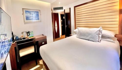Bliss Central Boutique Room with Air Con 202 1