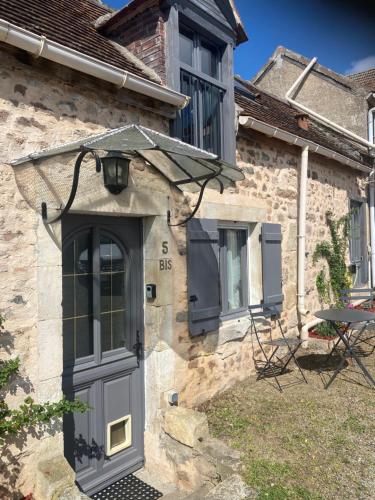 La Ptite maison du Canal gîte à louer La Vallée