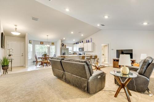 Screened Lanai Relaxing Retreat in Ocala! in Ocklawaha