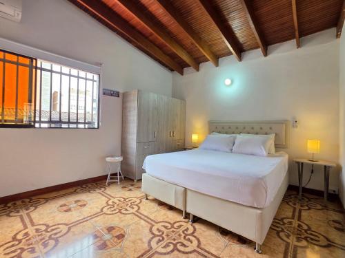 5StarHomes - Casa privada cerca al Estadio y la 70, Medellín (foto 7)