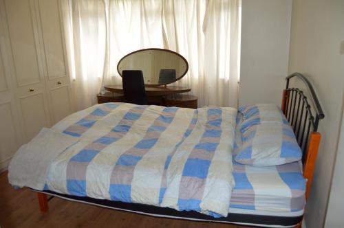 room detail thumbnail 0