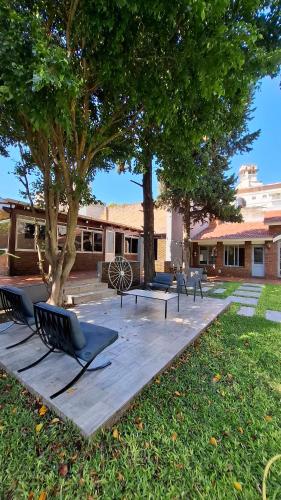 Garden, Hotel Mayoral in Lisandro de la Torre