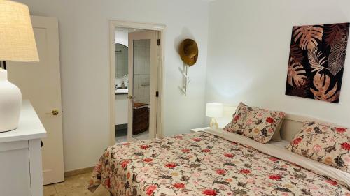 Sunset Ocean View by Aquamarina Sunset Ocean View by Aquamarina