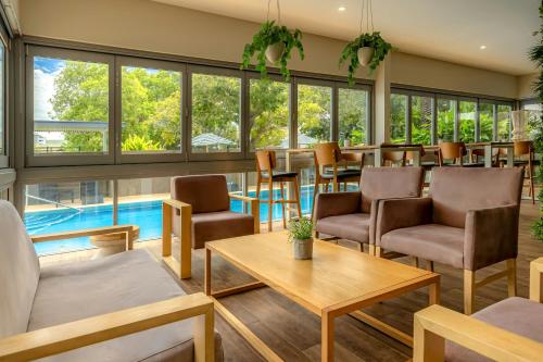 Swimming pool, Courtyard by Marriott Darwin in Darwin