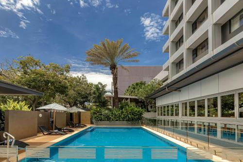 Swimming pool, Courtyard by Marriott Darwin in Darwin