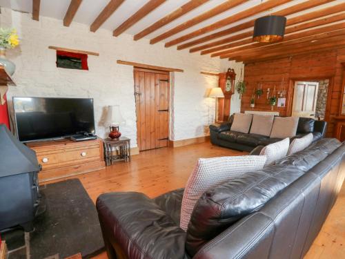 The Farmhouse Lampeter - image 2