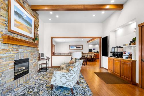 大堂, 德利福特伍德貝斯特韋斯特酒店 (Best Western Driftwood Inn) in 愛達荷福爾斯