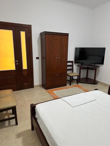 Julton Events Hotel in คาชาร์