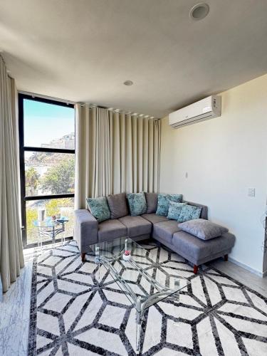 Condo only 5 minutes to downtown with beautiful view !