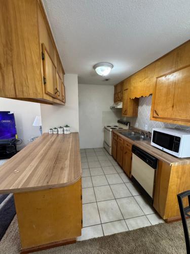 Sulphur Suites