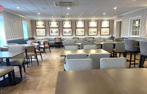 Best Western Plus Country Cupboard Inn in Lewisburg, USA
