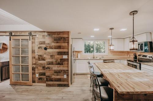 78MBR - Wood Stove - WIFI- Pets Ok - BBQ - Sleeps 6, Deming (foto 10)