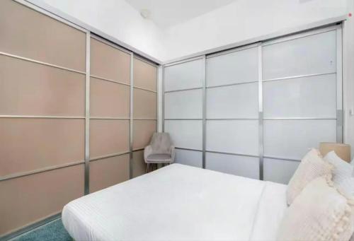 Ahlan Furnished Full Apartment Marina Cityview JBR Beach for Families, Dubái (foto 8)