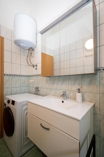 Two-Bedroom Apartment image 7
