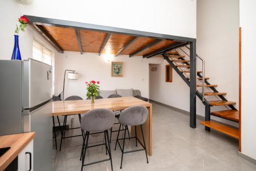 Two-Bedroom Apartment image 3